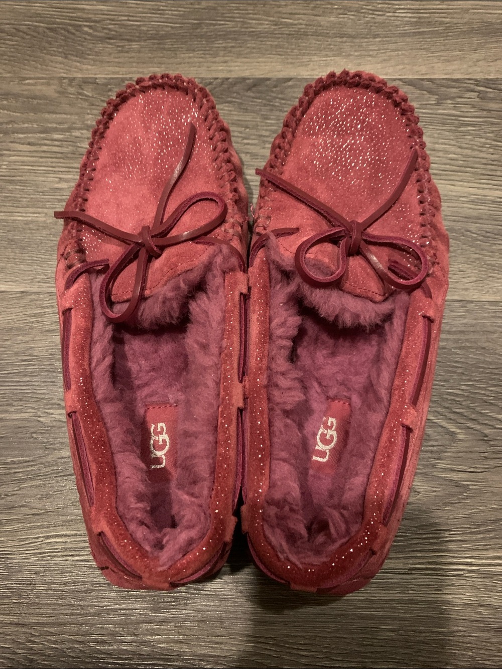 UGG Women's size 8 Burgundy Suede Moccasin Slippers with Sparkles
